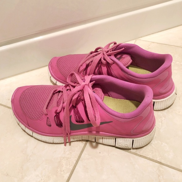 nike free pink